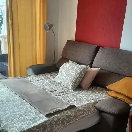 Modern Style With Quiet Surroundings Apartment